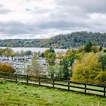 Σπίτι διακοπών Grade 2 Listed 2 Bedroom Pet Friendly - Parking - Hot Tub - Very Quiet