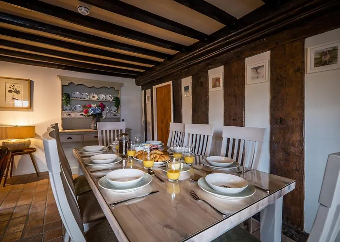 Grade 2 Listed 2 Bedroom Pet Friendly - Parking - Hot Tub - Very Quiet * 鲍内斯温德米尔